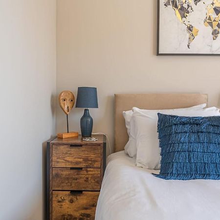 Superb One Bedroom Apartment In Coventry Cv1 *New* Eksteriør bilde